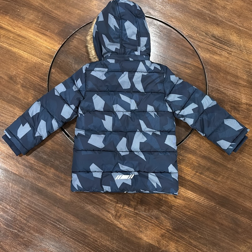 Puffer Coat with Hood - Picture 3 of 15